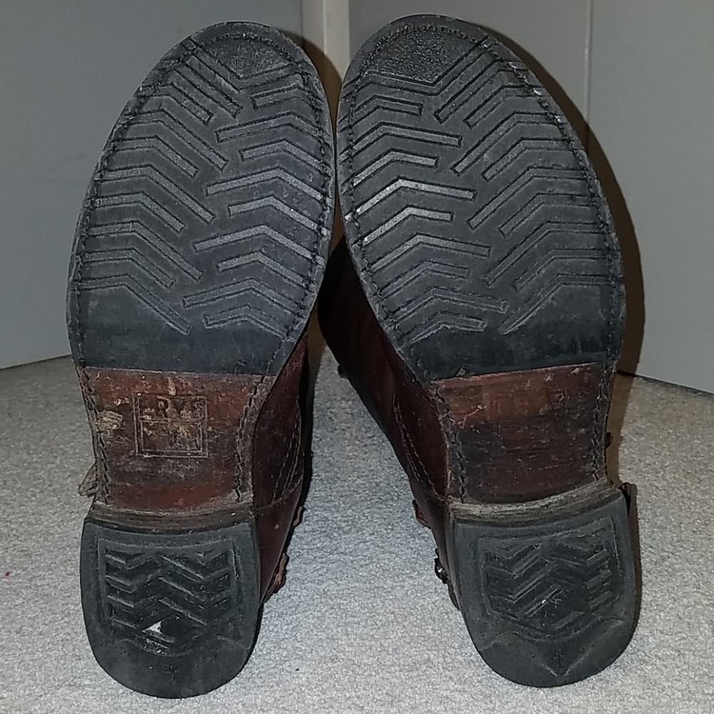 Frye Veronica Back Zip Boot 8.5 - image 5